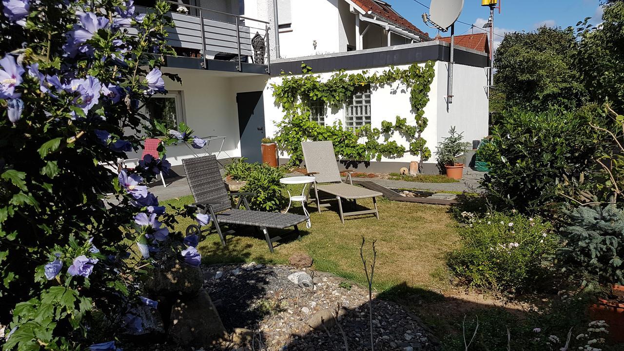 Haus Sonnenschein Apartamento Wiltingen Exterior foto