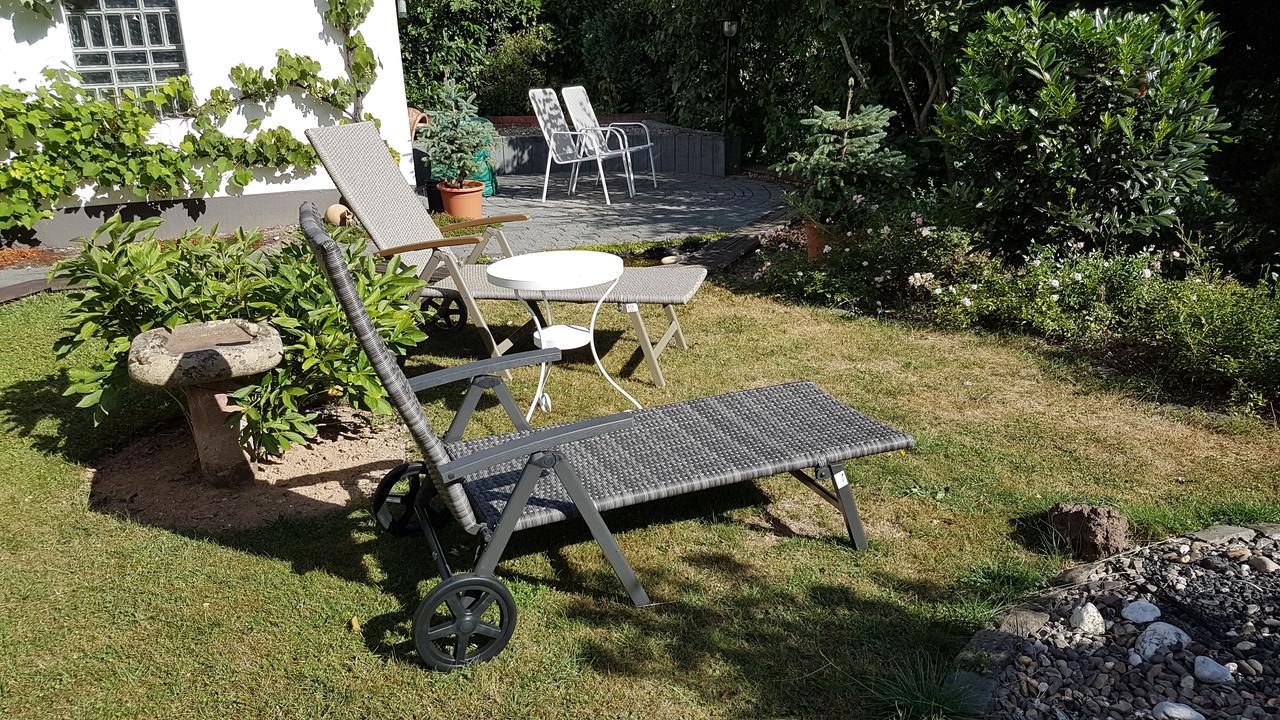 Haus Sonnenschein Apartamento Wiltingen Exterior foto
